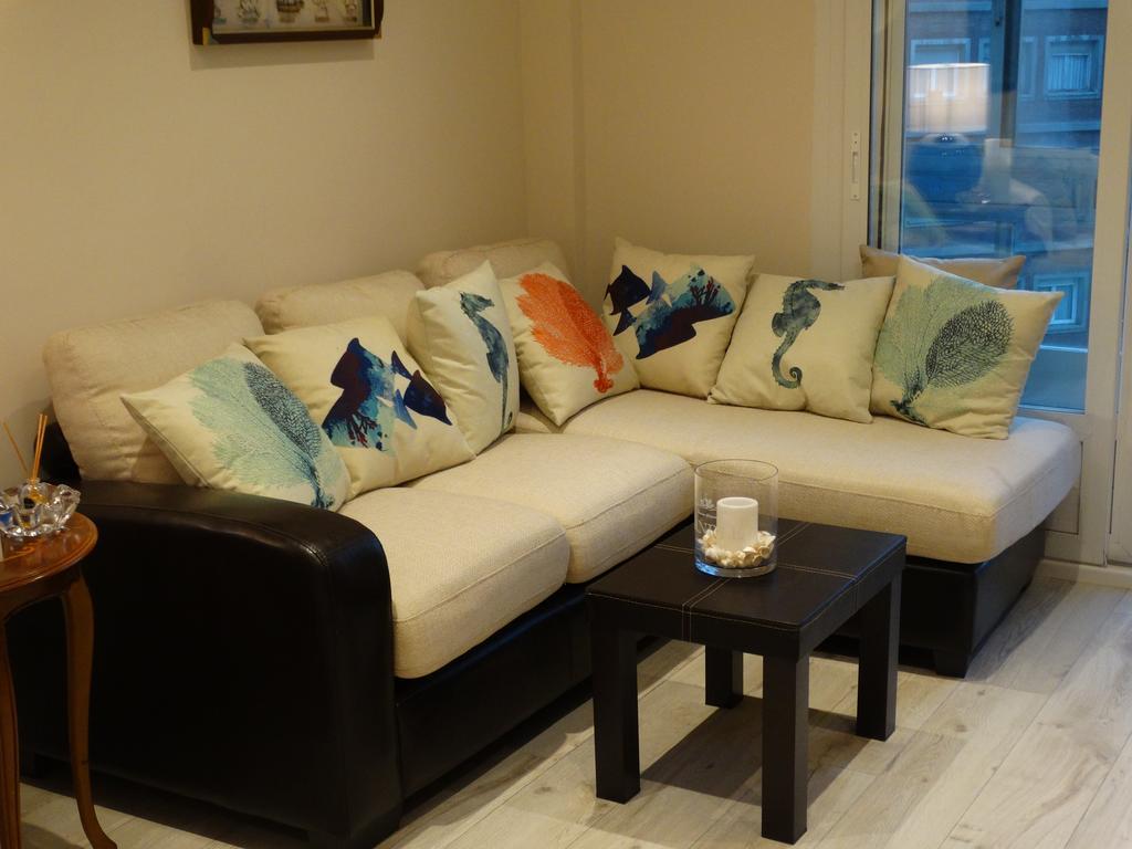 Apartamento La Casa Del Marino Avilés Habitación foto