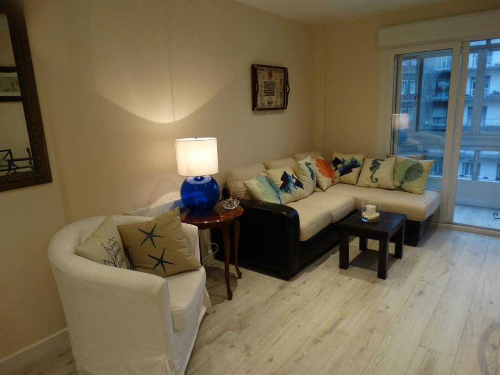 Apartamento La Casa Del Marino Avilés Habitación foto